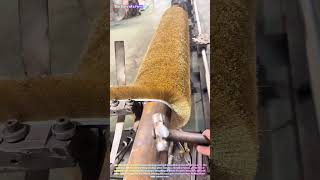 Watch a Master Forge a Heavy-Duty Wire Brush Roller with Hammer Precision! 🏭🔩↓