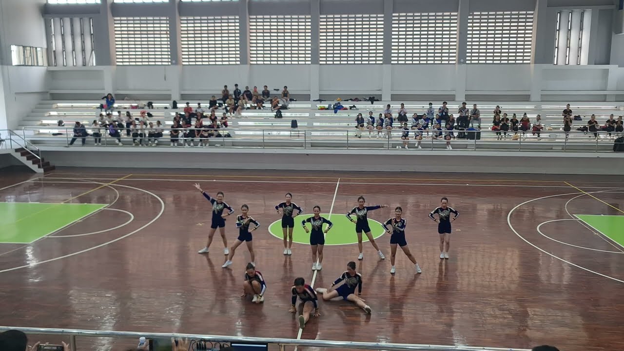 แชมป์ทีมแอโรบิคของโรงเรียนดรุณราษฎร์วิทยา การแข่งขันเต้นแอโรบิค งานศิลปหัตถกรรมนักเรียน ครั้งที่ 70