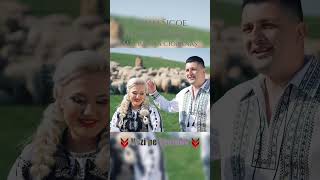 Mihai Sicoe & Adina Popovici - Lasă bade muntele #sicoenetwork #adinapopovici #mihaisicoe Resimi