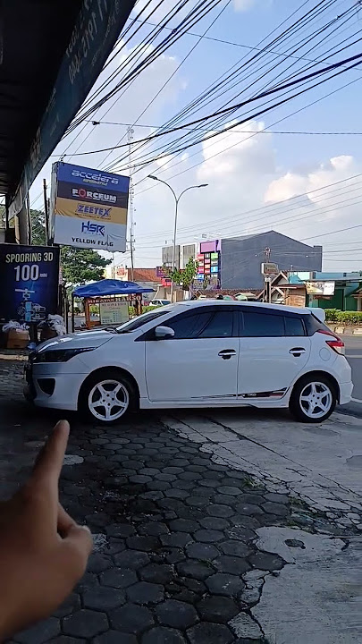 Toyota yaris pasang velg hsr pente r16   bridgestone 195 50 r16