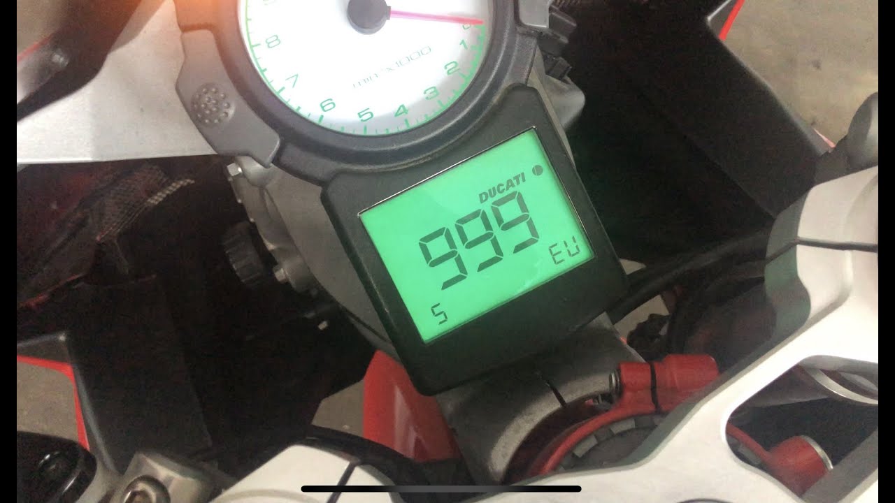 Ducati 749 999 - How to change model in cluster