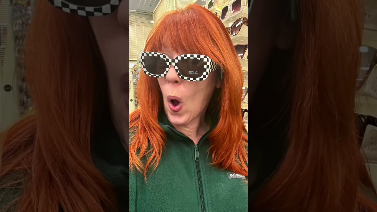 Girls Who Wear Glasses 🤓 