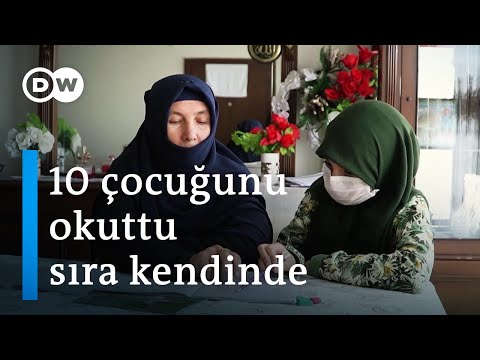 Van’da 10 çocuğunu okuttuktan sonra kendi okuyan bir anne - DW Türkçe