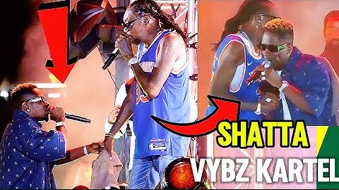 Shatta Wale Kneel Down for Vybz Kartel in Jamaica That Shocked Fans live on Stage.