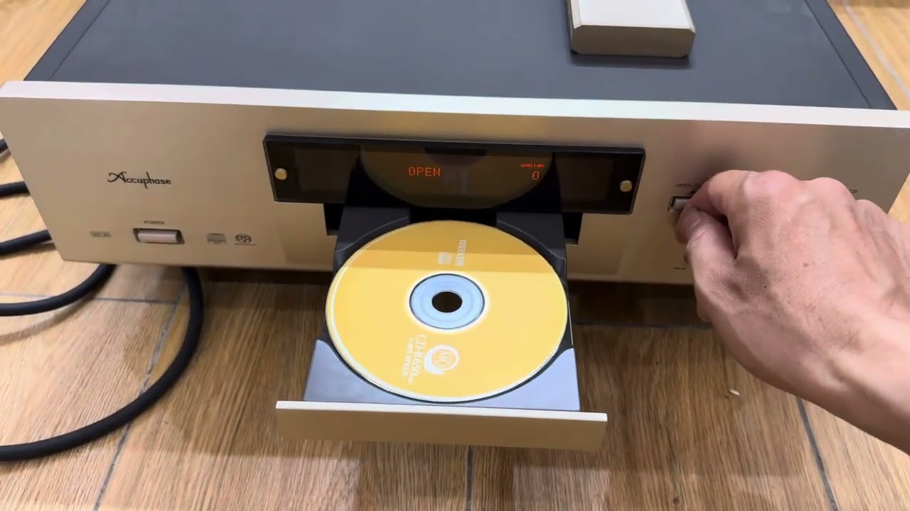 Accuphashe dp85 giá 46 triệu.zalo 0367285369