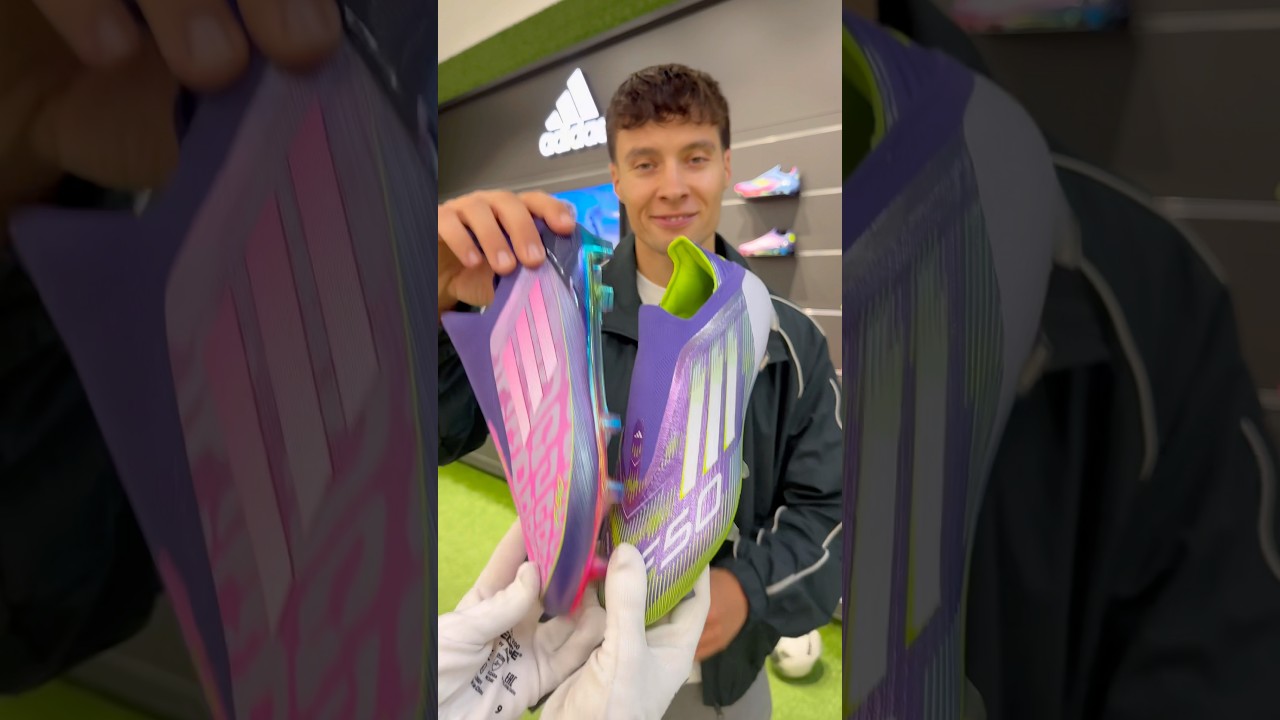 Time for a football boot battle 🤝 