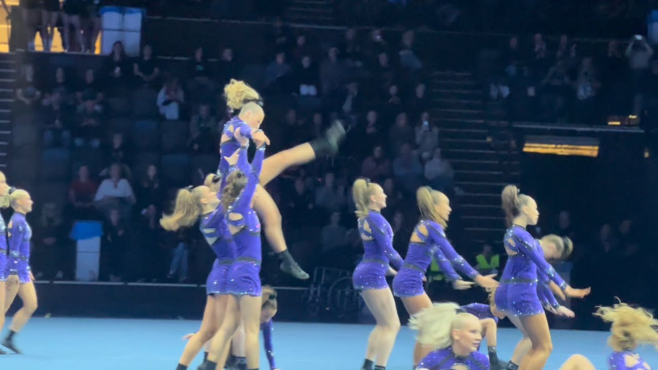 Jamfest 2025 dag 1 📣💕 #cheerleading #tävling #cheer