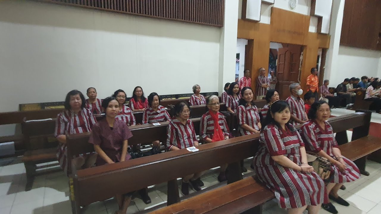 Tugas Tata Laksana dan Tugas Membagikan Derma MBG (Makanan Berkat Gereja) Lingkungan Mateus Santren)