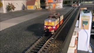 Märklin 3423 VT133 Schweineschnäuzchen umgebaut auf mfx und Smd/Leds