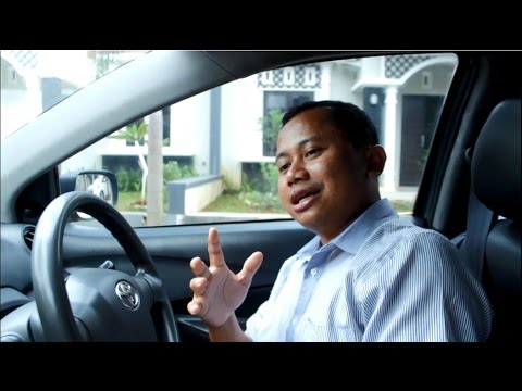 Video: Apabila saya berhenti di lampu merah kereta saya bergegar?