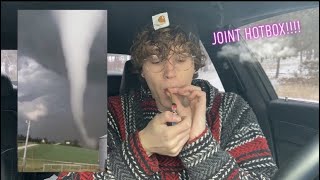 SURVIVING AN EF3 TORNADO!! + (story time hotbox)