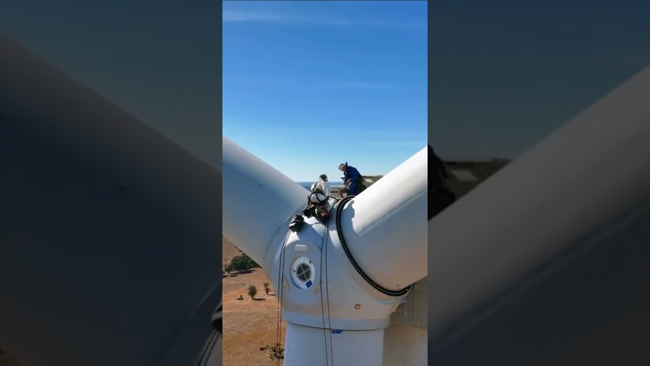 Day in the life of a Rope Access Blade Repair Technician 