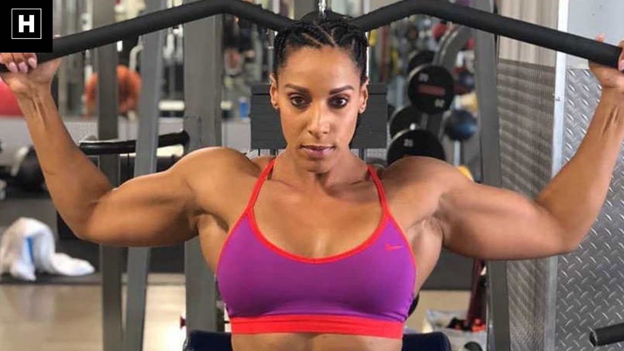 IMPRESSIVE FEMALE BODYBUILDER Renee Porter YouTube