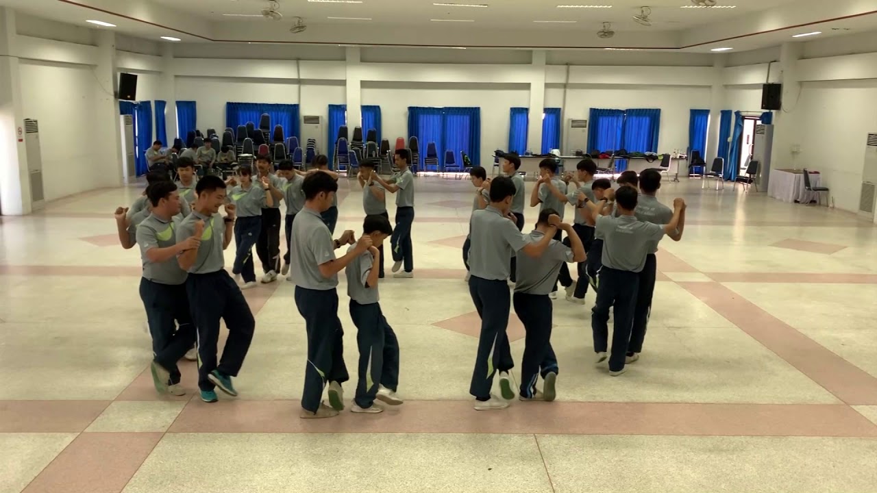 กิจกรรมเข้าจังหวะ การเต้นรำพื้นเมืองนานาชาติ