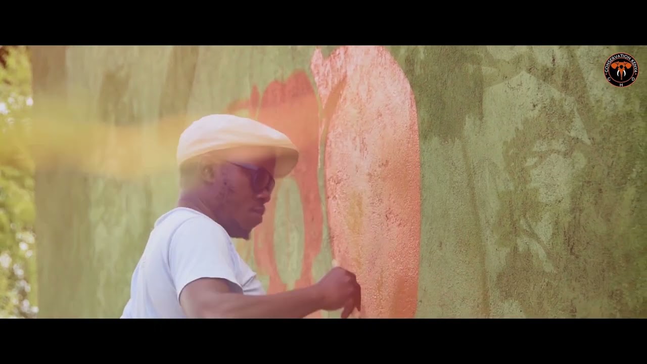Crafting Dreams and Inspiring Heights with Wildlife Murals! (Swift Graffiti)