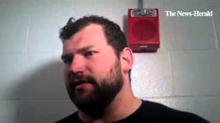 Browns left tackle Joe Thomas reacts to losing to the Bills and the switch from Brian Hoyer to Johnn screenshot 5