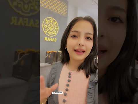 ماريا قحطان من شركة سفار للعطور في صلالة