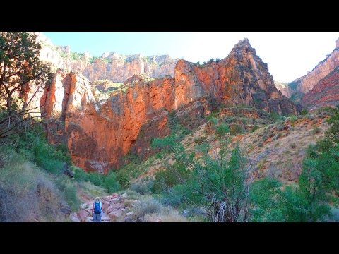 Videó: A legjobb idő a Grand Canyon meglátogatására