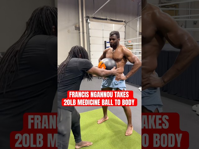 I’m ready 💪🏿 #mma #combat #francisngannou #ngannoulins