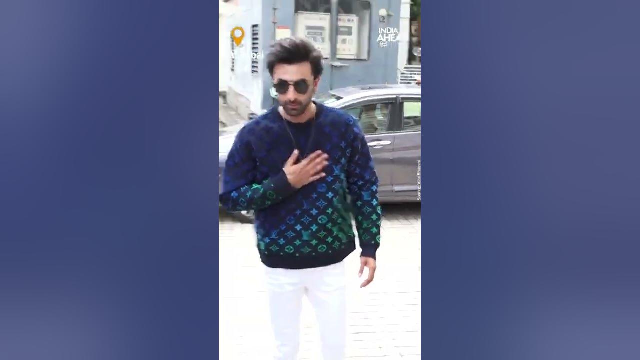 Bollywood's Chocolate Boy Ranbir Kapoor Looks Dashing In A Sweatshirt