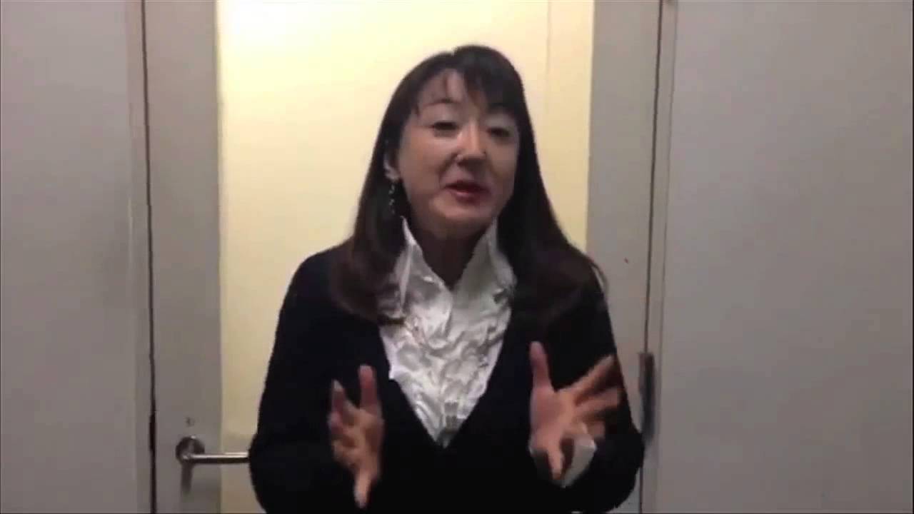 エド・はるみ 2014年は攻めの年! - YouTube
