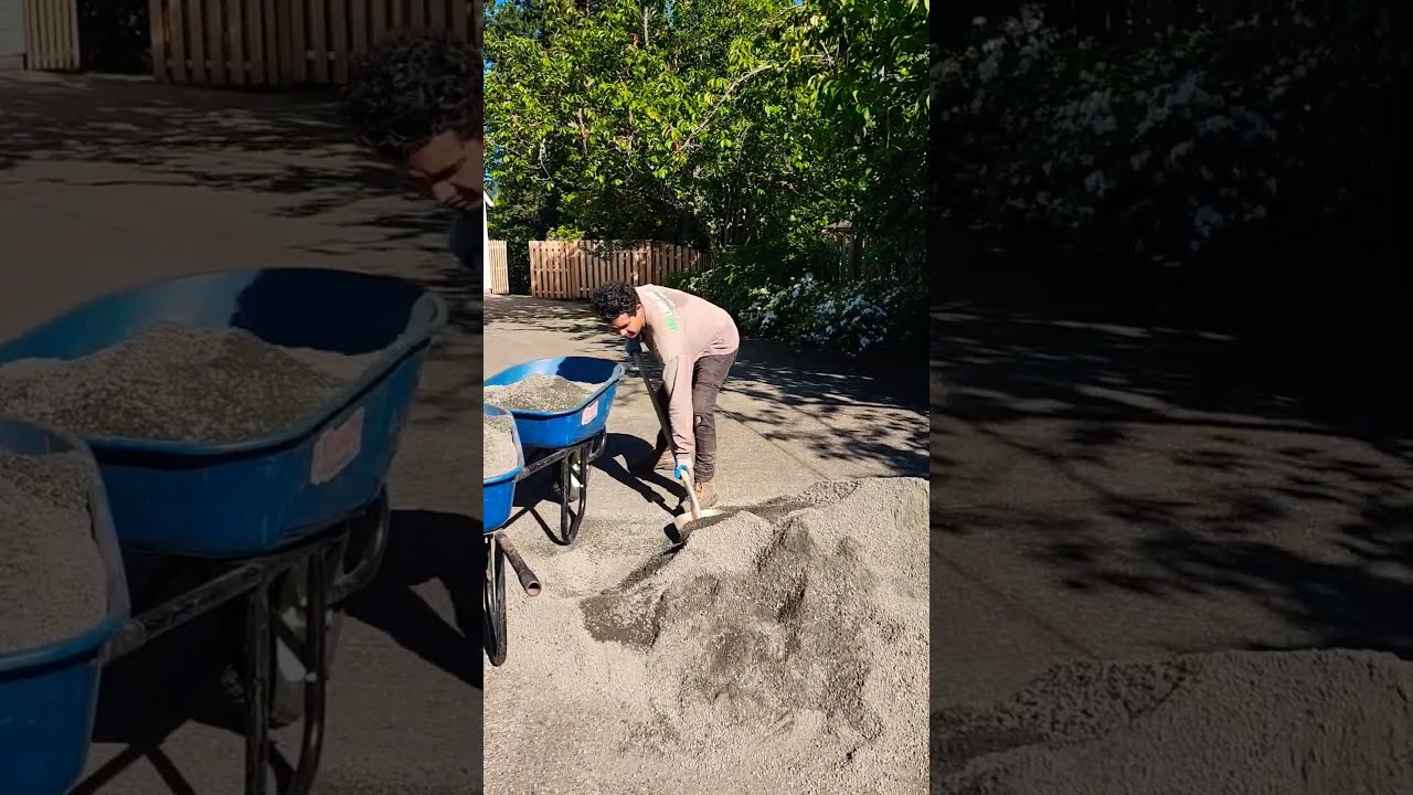 1 4 Minus For A Pathway Landscaping Shoveling Path Gardendesign Pdx Gravel