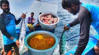 முதல் தடவை ஆழ்கடலில் செய்த வஞ்சரம் மீன் குழம்பு|King Mackerel Fish Curry Making In The Sea|S03-EP15 by Indian Ocean Fisherman இந்திய பெருங்கடல் மீனவன் 1,331,366 views 5 months ago 10 minutes, 15 seconds