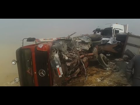 عاجل شاهد تفاصيل حادث طريق المنيا المرعب ووفاه 22شخص واصابه 30شخص