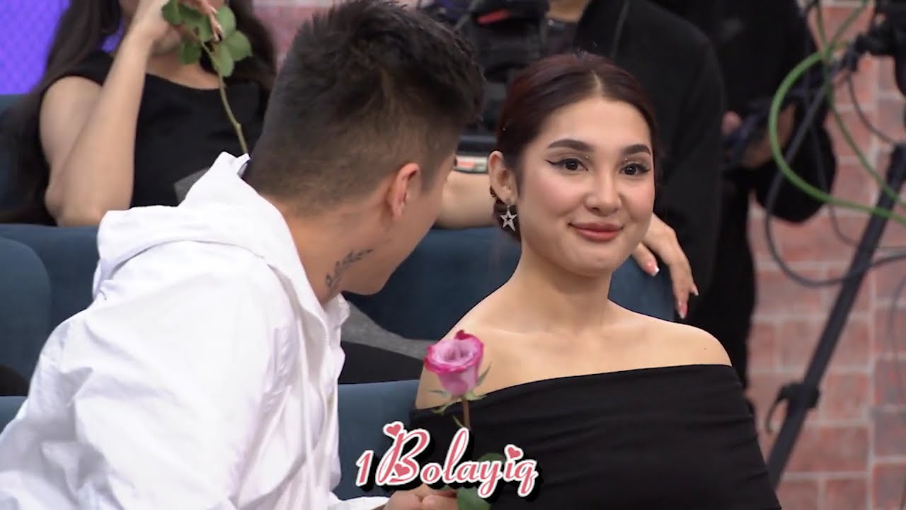 Керемет қисықтары бар қыздар Орыс үйдегі әуесқойлық алдау порно