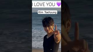 Army, do you love him? #bts #kimtaehyung #btsarmy #shorts #youtubeshorts #viralvideo #btsshorts