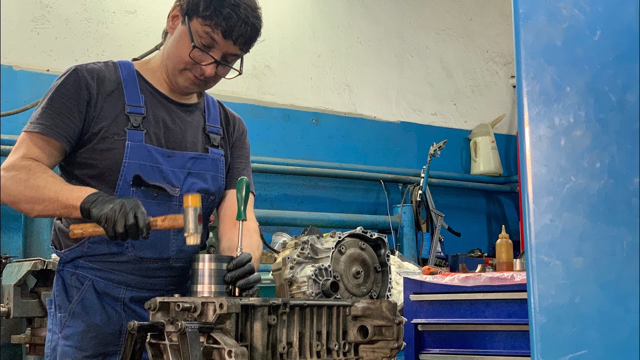 Восстанавливаем моторы Вольво каждый день. - YouTube
