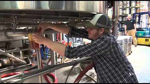 Brewer Mixes Loves of Paleontology, Microbiology, Beer