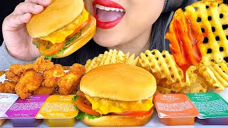 ASMR CRISPY CHICKEN SANDWICH, WAFFLE FRIES, CHICKEN NUGGETS (ASMR EATING NO TALKING) ASMR Phan