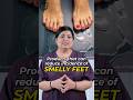 पैरों की बदबू से छुटकारा पाने का आसान इलाज। Solution for Smelly feet | Best Dermatologist in Delhi