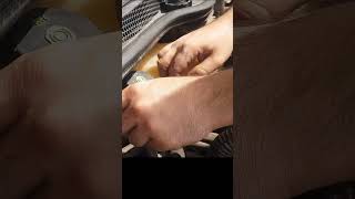 Kapağı Küçümseme! ⚠️ Astra J Yedek Su Deposu Değişimi #bakım #shorts #kendinyap  #automobile