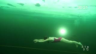 Мировой рекорд плавания подо льдом на задержке дыхания 102, 7 м