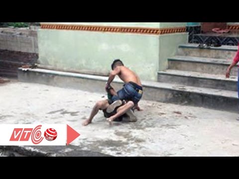 Sự thật bức ảnh con đánh bố ở Hải Dương | VTC