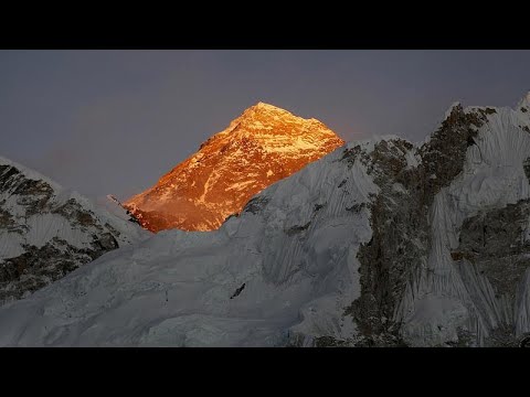 Βίντεο: Φράουλα, απομεινάρια βαθμού Mont Everest