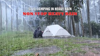 SOLO CAMPING ฝนตกหนักและพายุฝนฟ้าคะนอง - เสียงฝนที่ผ่อนคลาย - ASMR