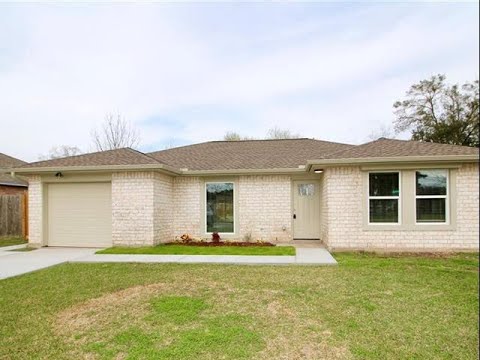 407 Stadium Lane, Friendswood, TX home video tour
