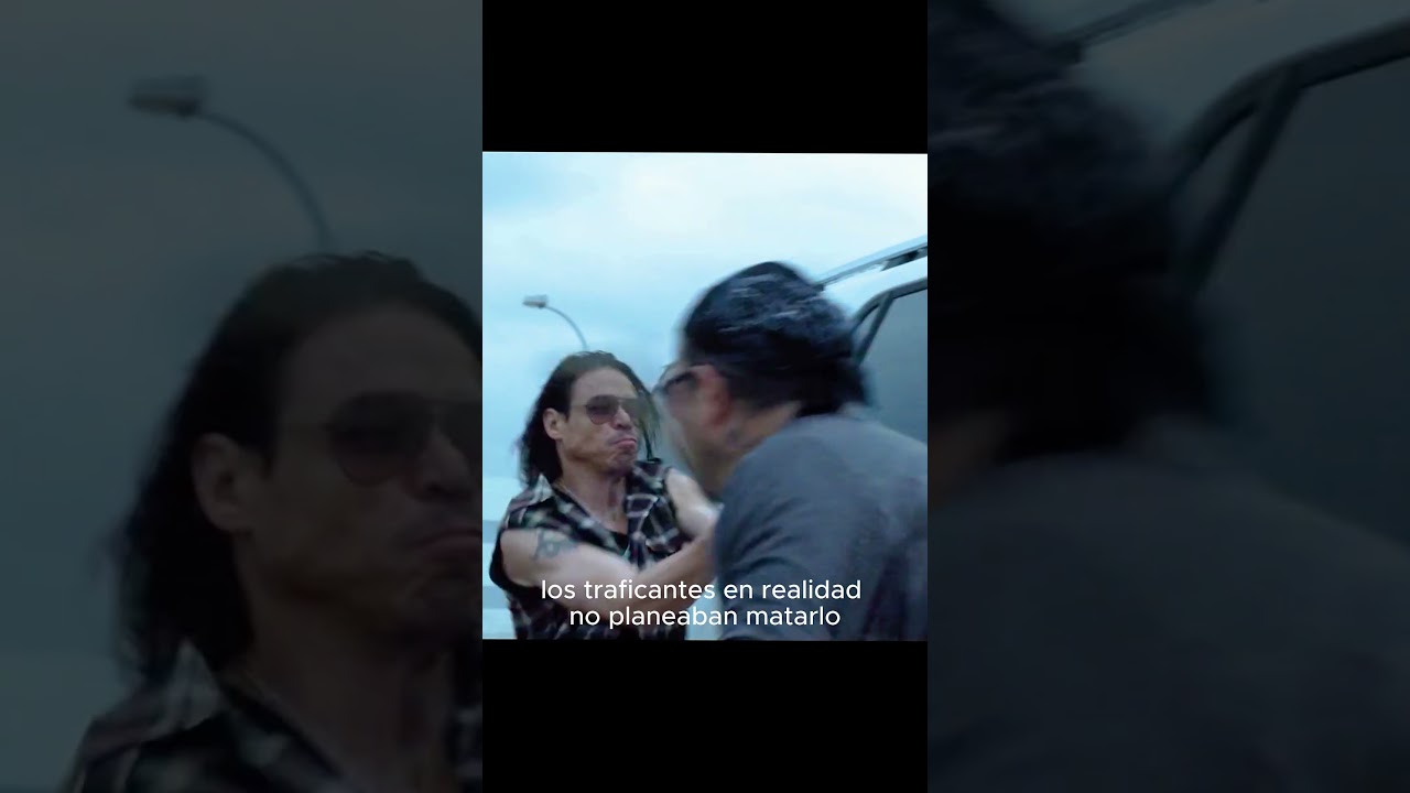 El hombre se dio cuenta de repente de que... #shorts #movie