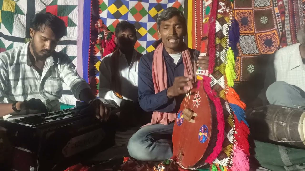 मांनदीरोसतार मीरंलीधो हाथ कलाकर दांनसीग भगत ठाकोर