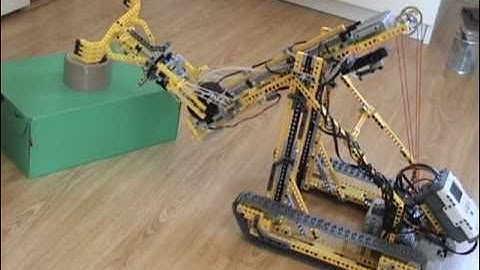 LEGO MINDSTORMS NXT Robotic Arm with Power Functions