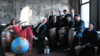 Pink Martini - Clementine chords