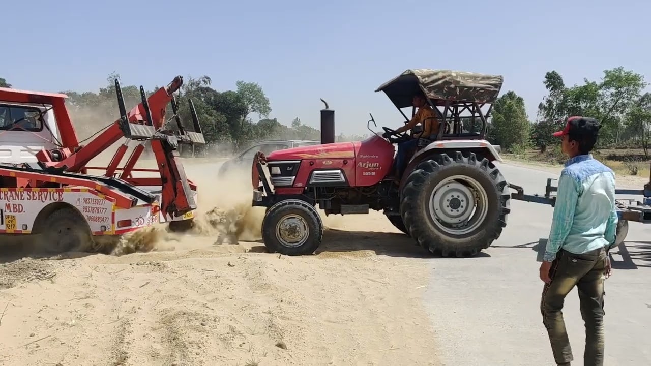 Sandstuck car and bus passengers