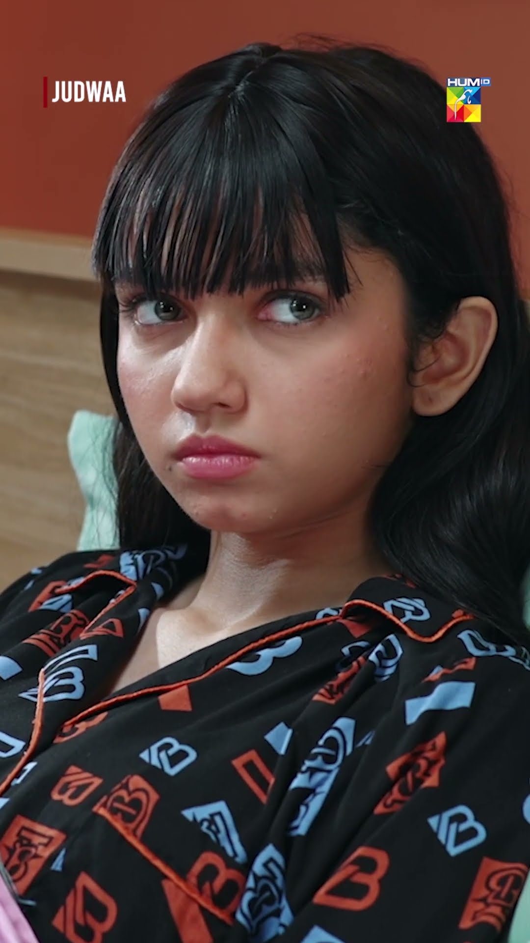 Tum Kya Chupa Rahi Ho..??? #ainaasif #humtv #adnanrazamir #shorts #pakistanidrama
