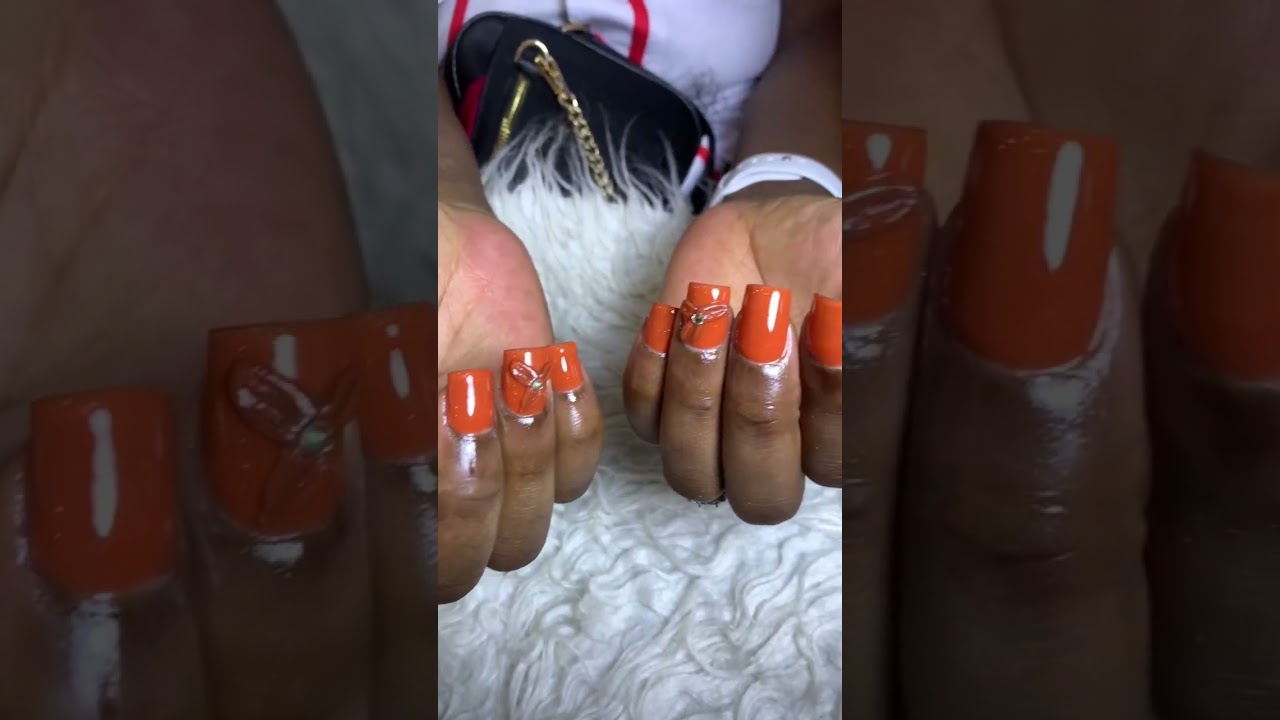 Video thumbnail: short acrylic nails by BeaTheStylist