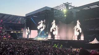 Harry Styles Love On Tour Edinburgh Night 1 (26th May 2023) - SIGN OF THE TIMES