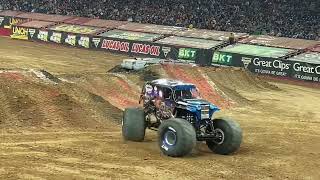 Megalodon, Son uva Digger, Monster Jam, NRG Stadium, Houston Texas