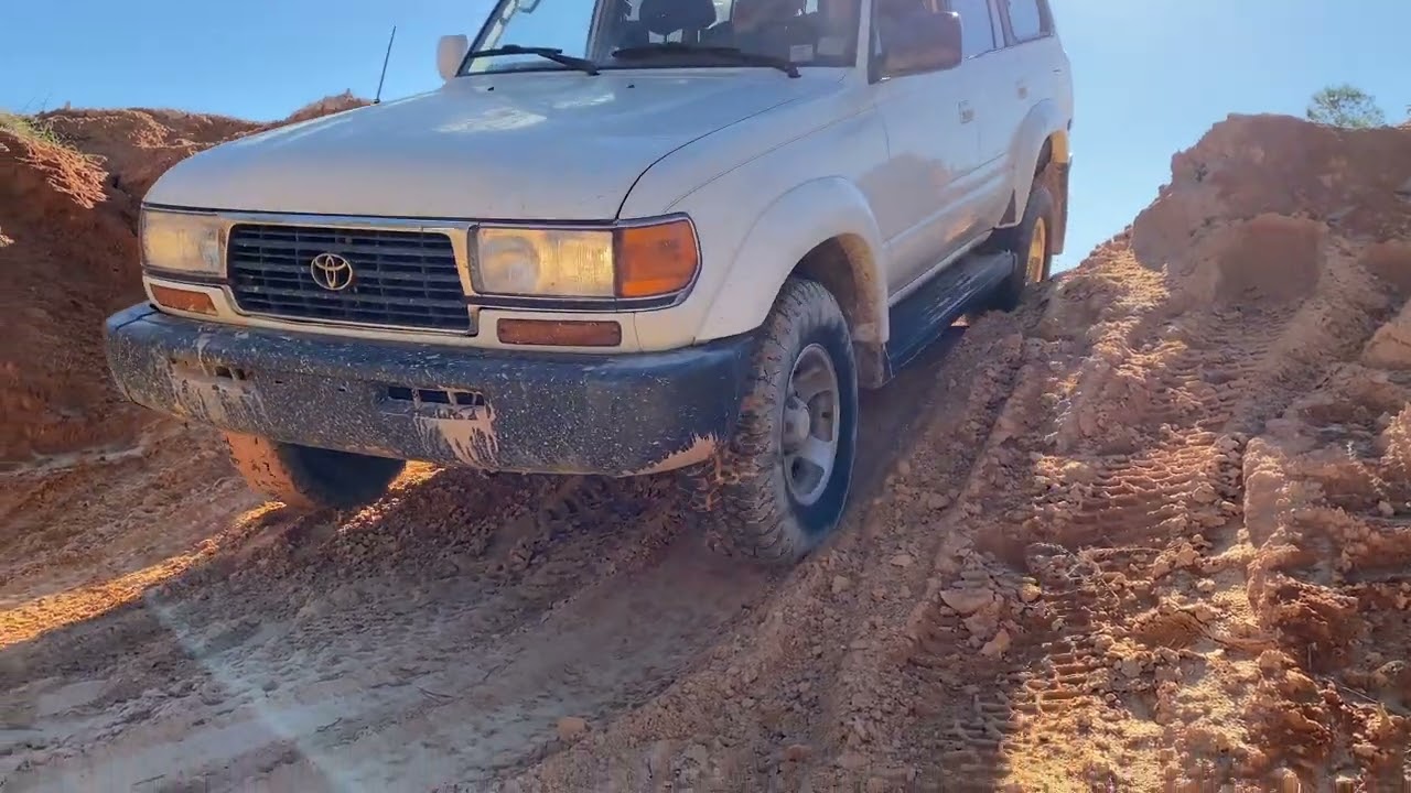 Thrilling 4x4 Off-Road Adventure | Extreme Car Driving in Rugged Terrain